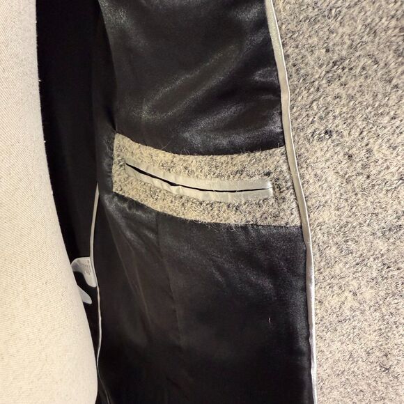 Calvin Klein Women's Wool Blend Long Boucle Coat Sz XL, Tan/Brown, Zips, Pockets - Picture 11 of 16